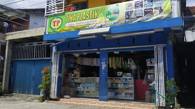 Plastik dan Bahan Kue Terbaik di Kebasen: Sun Cahaya Menyapa
